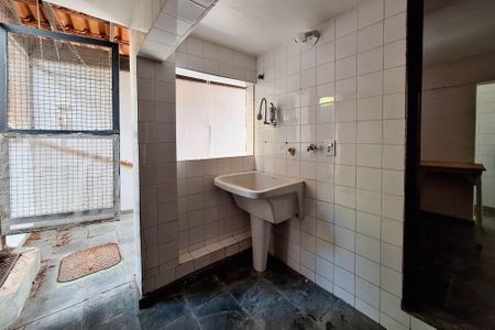 Casa de condomínio para alugar com 130m², 3 quartos e 2 vagasÁrea de Serviço