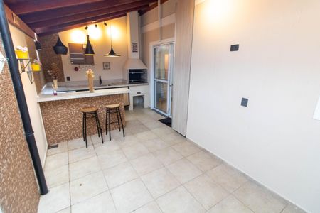 Casa de condomínio à venda com 120m², 2 quartos e 2 vagasÁREA DE SERVIÇO