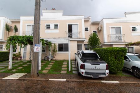 Casa de condomínio à venda com 120m², 2 quartos e 2 vagasFACHADA