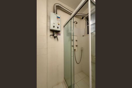 Apartamento para alugar com 96m², 3 quartos e 1 vaga Apartamento para alugar com 96m², 3 quartos e 1 vagaBanheiro social