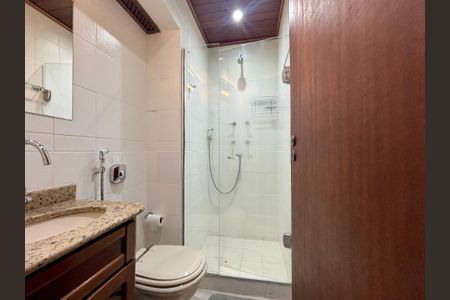 Apartamento para alugar com 96m², 3 quartos e 1 vaga Apartamento para alugar com 96m², 3 quartos e 1 vagaBanheiro Suíte