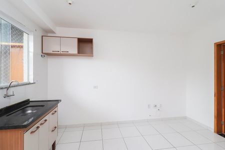 Sala/Cozinha de apartamento à venda com 2 quartos, 40m² em Vila Campanela, São Paulo