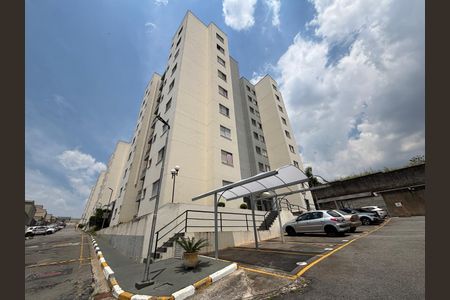 Apartamento à venda com 77m², 3 quartos e 1 vaga Apartamento à venda com 77m², 3 quartos e 1 vagaVista Interna do BLoco