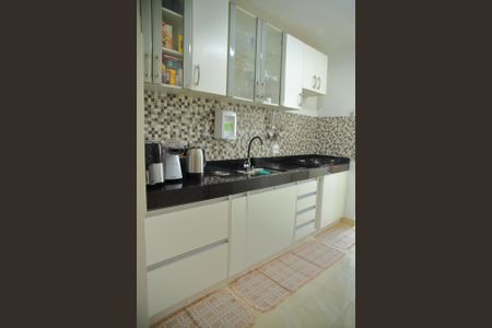 Apartamento à venda com 77m², 3 quartos e 1 vagaCozinha 