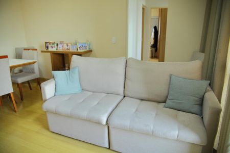 Apartamento à venda com 77m², 3 quartos e 1 vagaSala