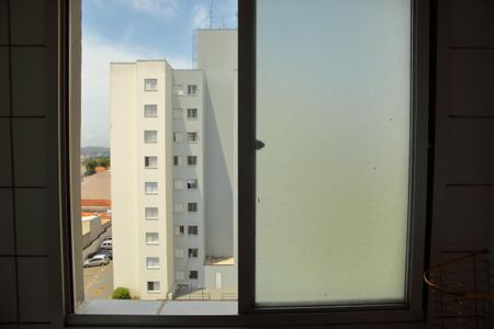 Apartamento à venda com 77m², 3 quartos e 1 vagaÁrea de serviço  