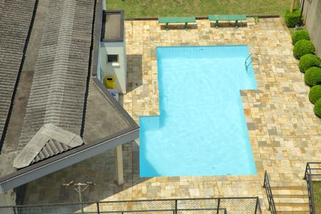 Apartamento à venda com 77m², 3 quartos e 1 vagaÁrea comum - Piscina