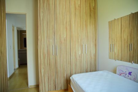 Apartamento à venda com 77m², 3 quartos e 1 vagaQuarto 2 