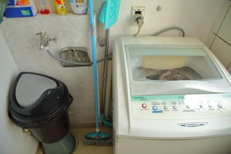 Apartamento à venda com 77m², 3 quartos e 1 vagaÁrea de serviço  