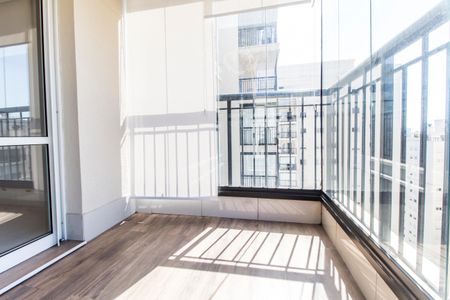 Apartamento para alugar com 3 quartos, 87m² em Jardim Tupanci, Barueri