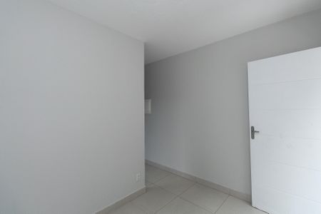 Casa para alugar com 40m², 2 quartos e sem vaga Casa para alugar com 40m², 2 quartos e sem vagaSala