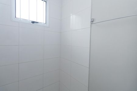 Casa para alugar com 40m², 2 quartos e sem vaga Casa para alugar com 40m², 2 quartos e sem vagaBanheiro
