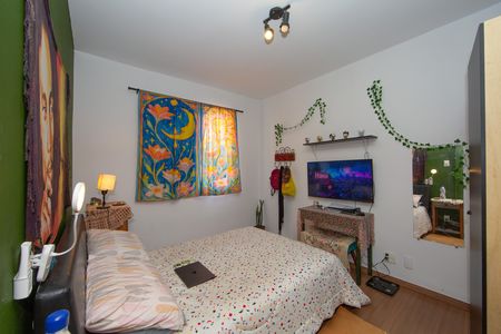 Quarto de apartamento à venda com 2 quartos, 98m² em Vila Paris, Belo Horizonte