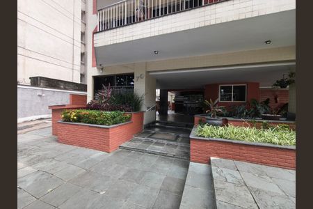 Apartamento à venda com 86m², 3 quartos e 1 vaga Apartamento à venda com 86m², 3 quartos e 1 vagaFachada