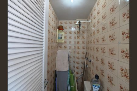 Apartamento à venda com 86m², 3 quartos e 1 vaga Apartamento à venda com 86m², 3 quartos e 1 vagaBanheiro de serviço