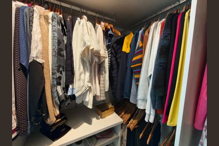 Apartamento à venda com 86m², 3 quartos e 1 vaga Apartamento à venda com 86m², 3 quartos e 1 vagaCloset do Quarto 3