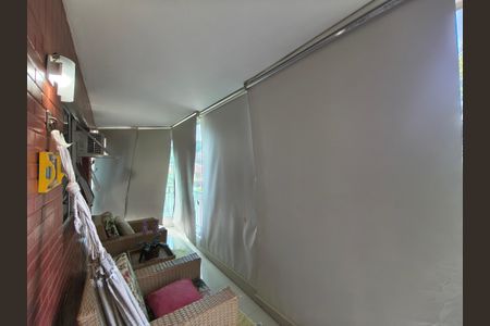 Apartamento à venda com 86m², 3 quartos e 1 vaga Apartamento à venda com 86m², 3 quartos e 1 vagaVaranda da Sala