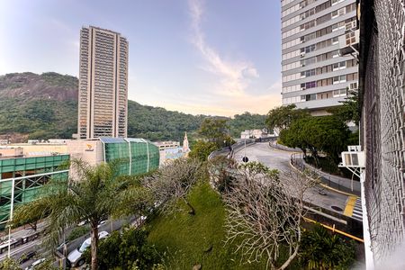 Apartamento para alugar com 99m², 3 quartos e 1 vaga