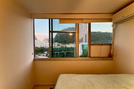 Apartamento para alugar com 99m², 3 quartos e 1 vaga