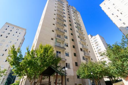 Apartamento à venda com 56m², 2 quartos e 1 vagaFachada