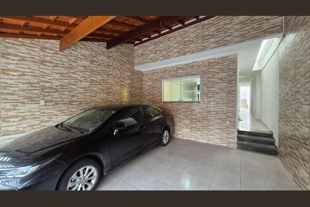 Casa à venda com 160m², 3 quartos e 2 vagas
