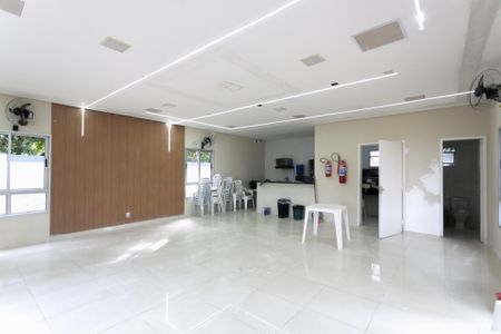Apartamento à venda com 51m², 2 quartos e 1 vagaÁrea comum
