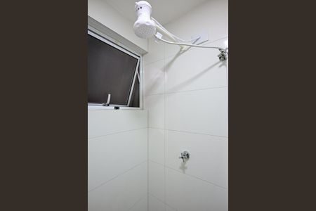 Banheiro de kitnet/studio para alugar com 1 quarto, 20m² em Vila Sonia, São Paulo