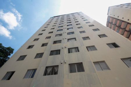 Apartamento à venda com 55m², 2 quartos e 1 vaga Apartamento à venda com 55m², 2 quartos e 1 vagaFachada