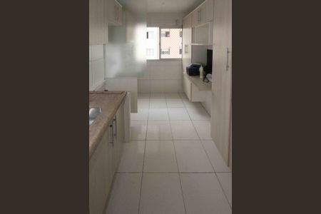 Apartamento à venda com 55m², 2 quartos e 1 vaga Apartamento à venda com 55m², 2 quartos e 1 vagaCozinha