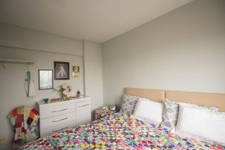 Quarto 1 de apartamento para alugar com 2 quartos, 54m² em Colubandê, São Gonçalo