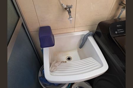 Apartamento à venda com 70m², 2 quartos e 1 vagaÁrea de Serviço