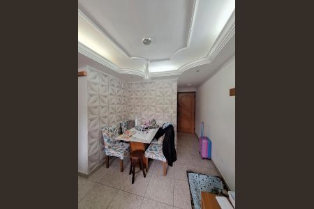 Apartamento à venda com 70m², 2 quartos e 1 vagaSala