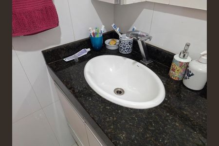 Apartamento à venda com 70m², 2 quartos e 1 vagaBanheiro Quarto 3