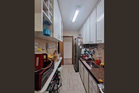 Apartamento à venda com 70m², 2 quartos e 1 vagaCozinha