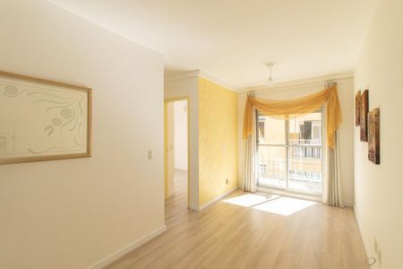 Sala de apartamento para alugar com 2 quartos, 48m² em Sítio Cercado, Curitiba