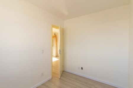Quarto 1 de apartamento para alugar com 2 quartos, 48m² em Sítio Cercado, Curitiba