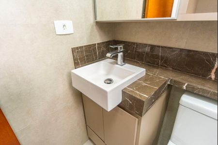 Apartamento à venda com 164m², 3 quartos e 2 vagas Apartamento à venda com 164m², 3 quartos e 2 vagasBanheiro da Suíte