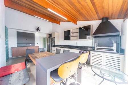 Apartamento à venda com 164m², 3 quartos e 2 vagas Apartamento à venda com 164m², 3 quartos e 2 vagasÁrea Gourmet da Cobertura