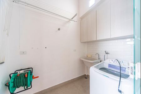 Apartamento à venda com 164m², 3 quartos e 2 vagas Apartamento à venda com 164m², 3 quartos e 2 vagasÁrea de Serviço