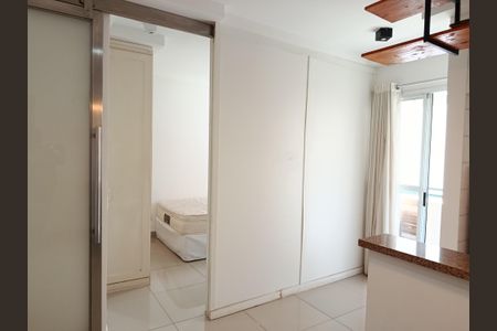 Apartamento para alugar com 32m², 1 quarto e 1 vagaSala