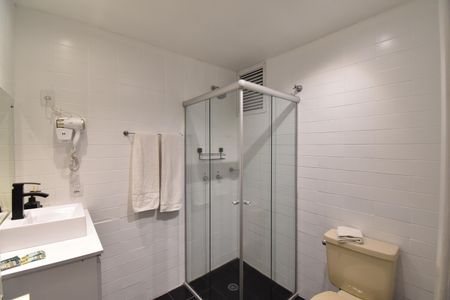 Apartamento para alugar com 67m², 1 quarto e sem vagaBanheiro