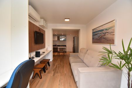 Sala de apartamento para alugar com 1 quarto, 67m² em Centro, Curitiba