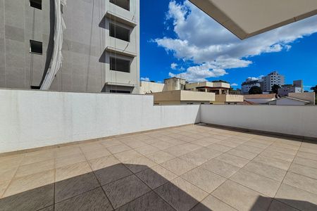 Apartamento à venda com 169m², 3 quartos e 3 vagas Apartamento à venda com 169m², 3 quartos e 3 vagasCobertura