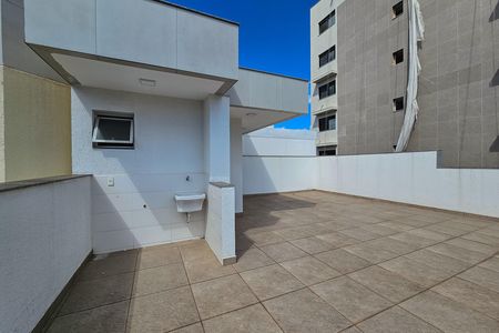 Apartamento à venda com 169m², 3 quartos e 3 vagas Apartamento à venda com 169m², 3 quartos e 3 vagasCobertura