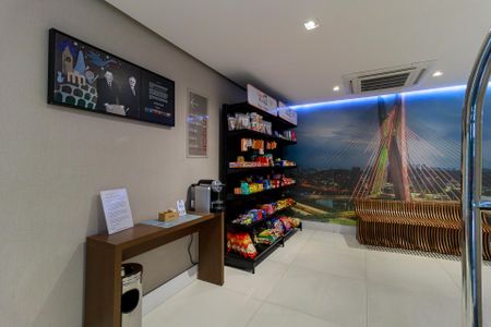 Apartamento à venda com 60m², 2 quartos e 1 vaga Apartamento à venda com 60m², 2 quartos e 1 vagaHall Social