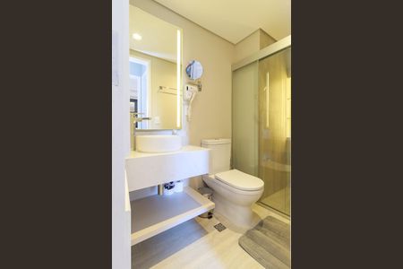 Apartamento à venda com 60m², 2 quartos e 1 vaga Apartamento à venda com 60m², 2 quartos e 1 vagaBanheiro