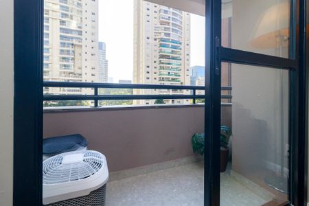 Apartamento à venda com 60m², 2 quartos e 1 vaga Apartamento à venda com 60m², 2 quartos e 1 vagaSala - Varanda