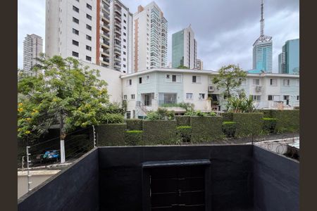 Vista do Quarto de casa para alugar com 1 quarto, 210m² em Liberdade, São Paulo