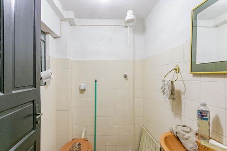 Banheiro de casa para alugar com 1 quarto, 210m² em Liberdade, São Paulo