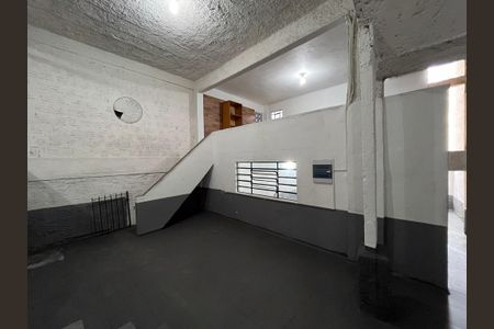 Casa para alugar com 210m², 1 quarto e 5 vagasQuintal